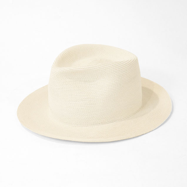 A hat that will be the base for your customization