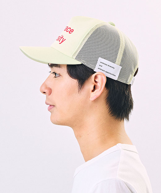 モデル頭囲：58cm 着用サイズ：ONESIZE