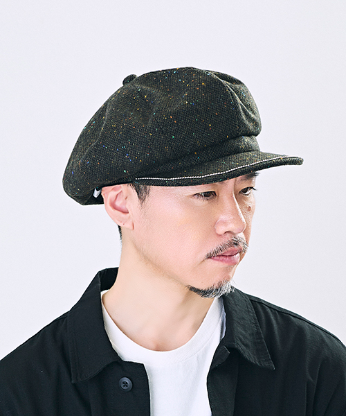 KHAKI モデル頭囲:56.5cm