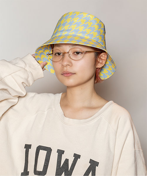 モデル頭囲：54cm 着用サイズ：ONESIZE