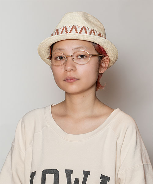 モデル頭囲：54cm 着用サイズ：ONESIZE