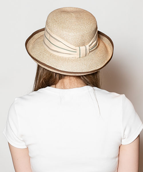 モデル頭囲：56cm 着用サイズ：ONESIZE