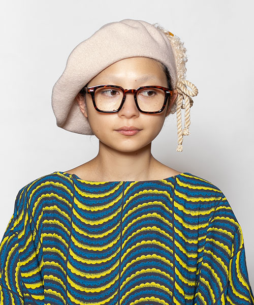 モデル頭囲：54cm 着用サイズ：ONESIZE