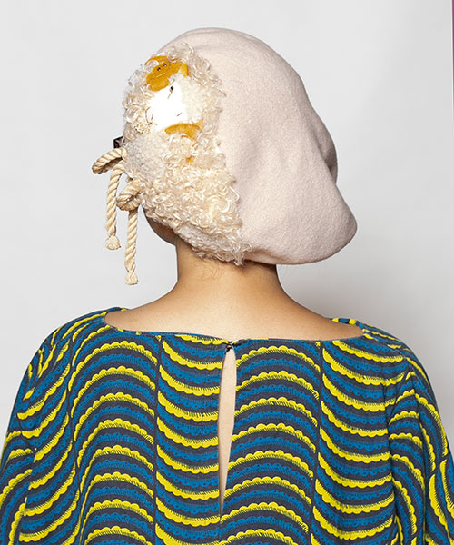 モデル頭囲：54cm 着用サイズ：ONESIZE