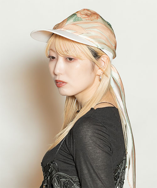 モデル頭囲：58cm 着用サイズ：ONESIZE