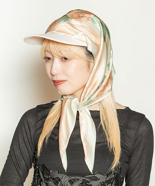 モデル頭囲：58cm 着用サイズ：ONESIZE