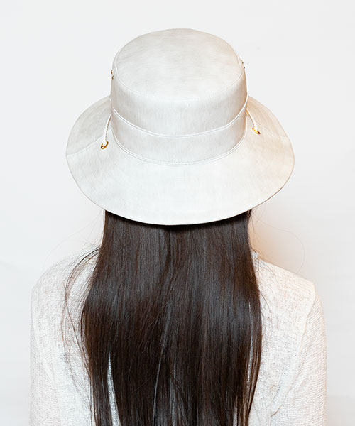 モデル頭囲：56cm 着用サイズ：ONESIZE