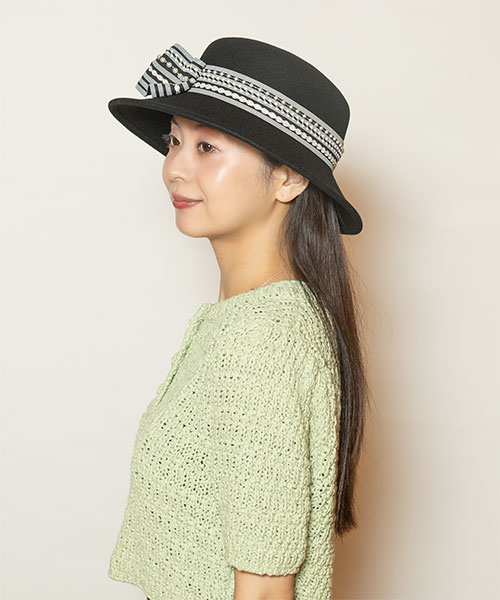 モデル頭囲：56cm 着用サイズ：ONESIZE