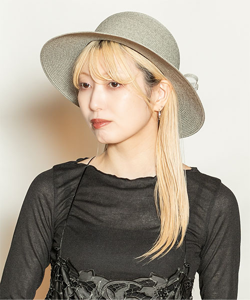 モデル頭囲：58cm 着用サイズ：ONESIZE