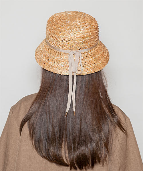 モデル頭囲：56cm 着用サイズ：ONESIZE