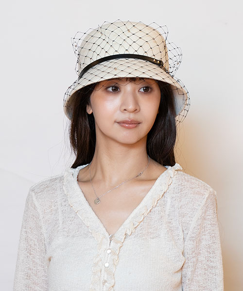 モデル頭囲：56cm 着用サイズ：ONESIZE