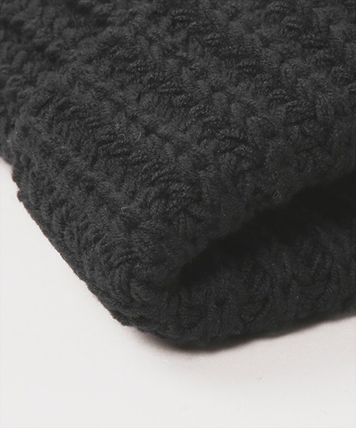 DOLLAR SIGN CHENILLE PATCH KNIT CAP BLACK ONESIZE