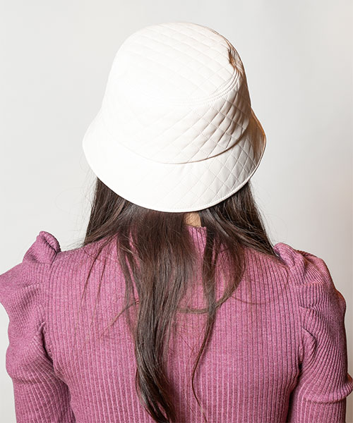 HELLO KITTY x CA4LA Quilt BUCKET HAT(ONESIZE OFF WHITE): ハット 