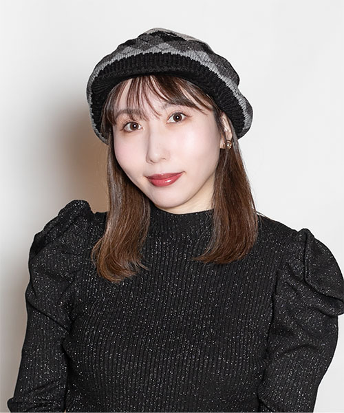 モデル頭囲：56cm 着用サイズ：ONESIZE