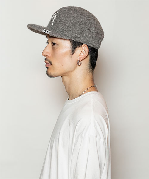 GRAY モデル頭囲：58.5cm