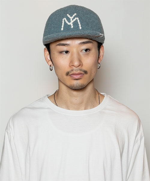 BLUE モデル頭囲：58.5cm