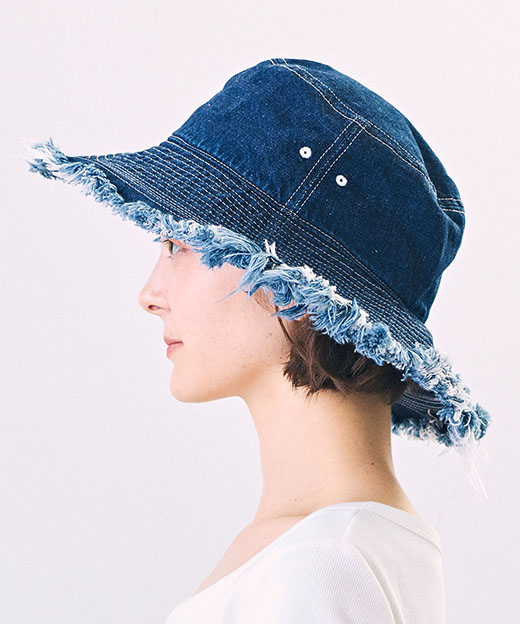 モデル頭囲：52cm 着用サイズ：ONESIZE
