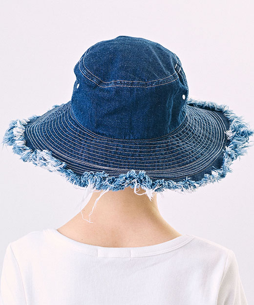モデル頭囲：52cm 着用サイズ：ONESIZE