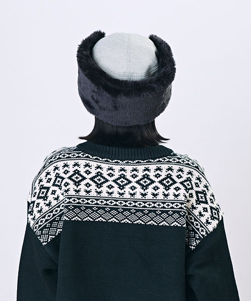 Model's head circumference: 55.5cm, wearing size ONESIZE
