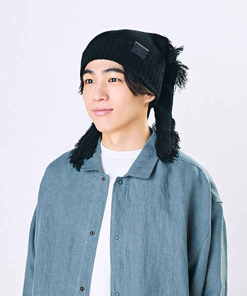 Model's head circumference: 58cm, wearing size ONESIZE