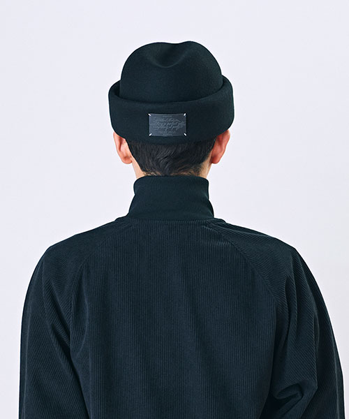 モデル頭囲：56cm 着用サイズ：ONESIZE