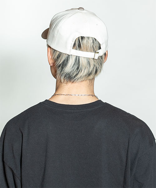 モデル頭囲：58.5cm 着用サイズ：ONESIZE