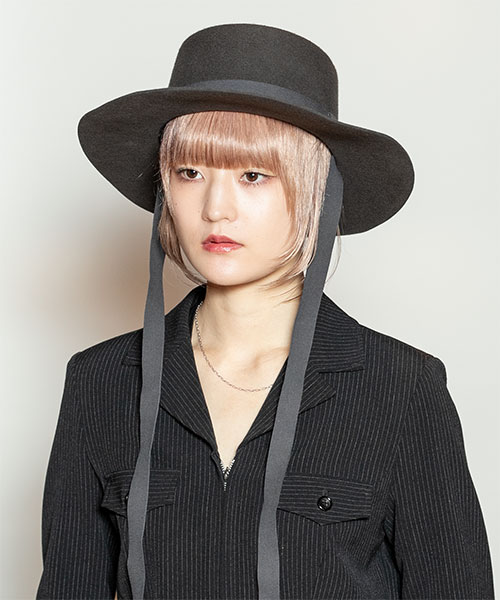 GRAY モデル頭囲：55cm