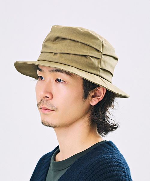 KHAKI モデル頭囲：58cm