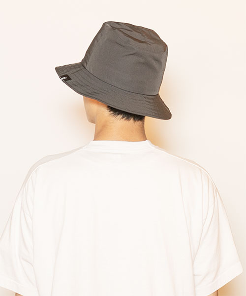 モデル頭囲：58cm 着用サイズ：ONESIZE