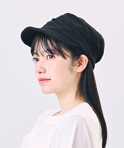 モデル頭囲：54cm 着用サイズ：ONESIZE