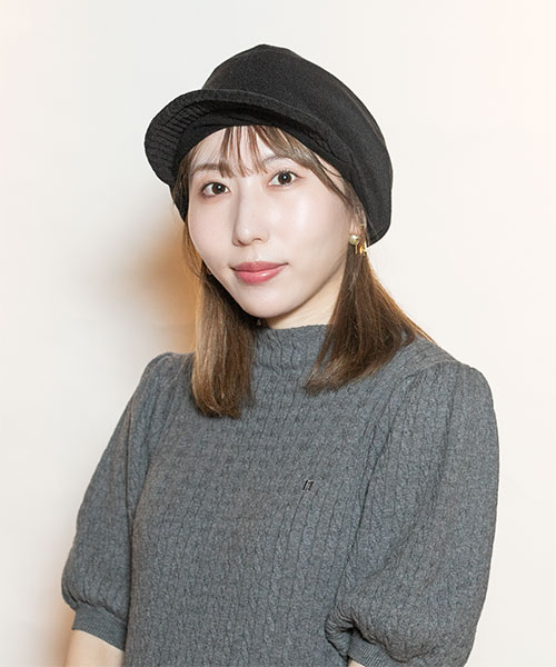 モデル頭囲：56cm 着用サイズ：ONESIZE
