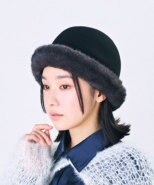 BLACK　モデル頭囲：55.5cm