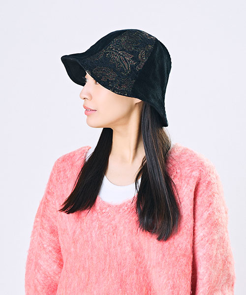 モデル頭囲：55.5cm 着用サイズ：ONESIZE