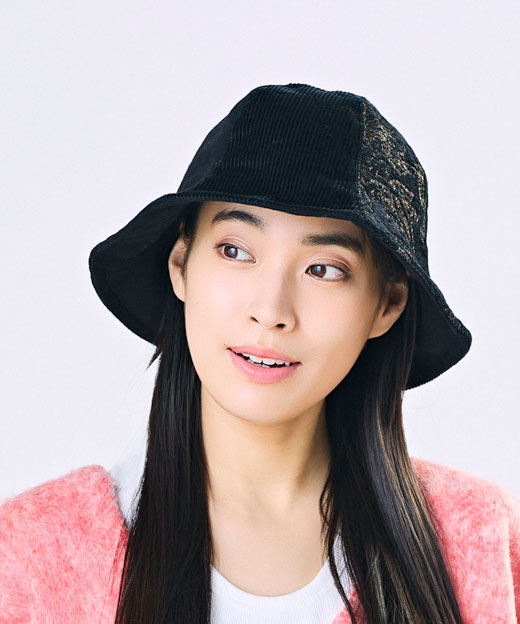 BLACK　モデル頭囲：55.5cm