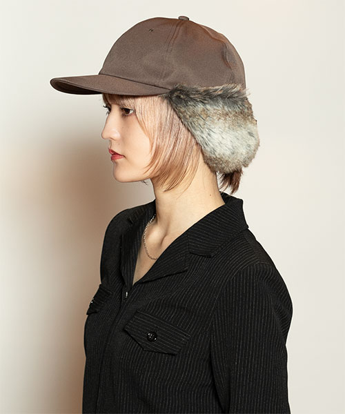 BROWN モデル頭囲：55cm