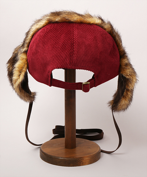CD EARMUFFS CAP BLACK ONESIZE