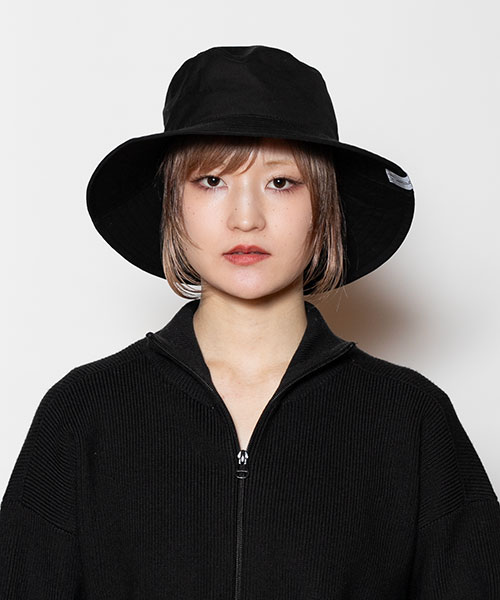 BLACK モデル頭囲：55cm