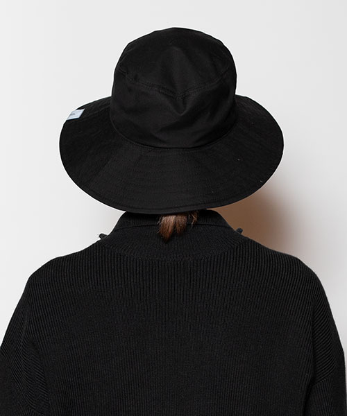 BLACK モデル頭囲：55cm