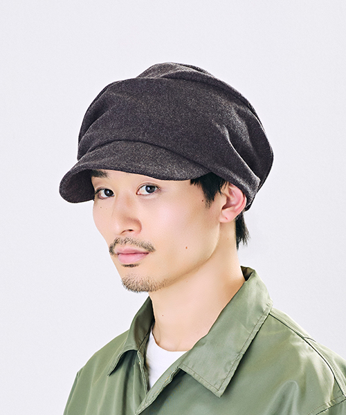 BROWN モデル頭囲：58.5cm