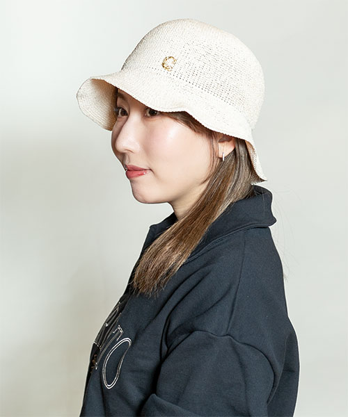 モデル頭囲：56cm 着用サイズ：ONESIZE