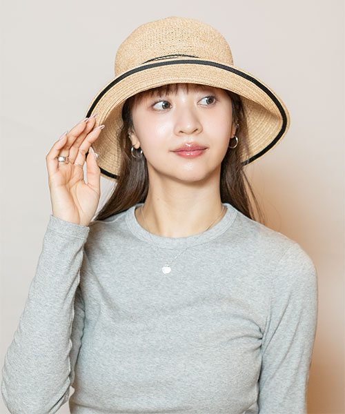 モデル頭囲：56cm 着用サイズ：ONESIZE