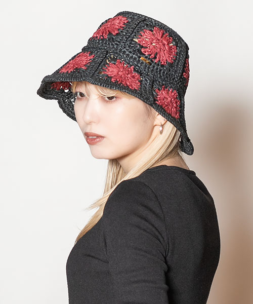モデル頭囲：58cm 着用サイズ：ONESIZE