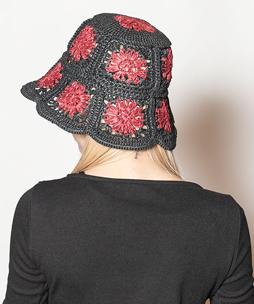モデル頭囲：58cm 着用サイズ：ONESIZE