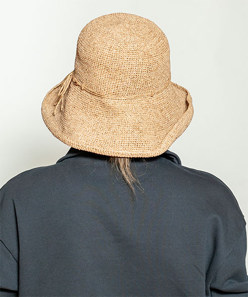 モデル頭囲：56cm 着用サイズ：ONESIZE