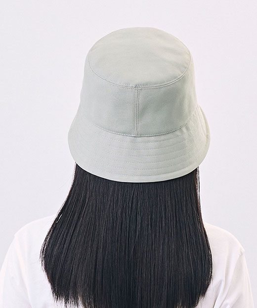 モデル頭囲：54cm 着用サイズ：ONESIZE