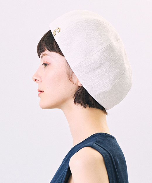 モデル頭囲：52cm 着用サイズ：ONESIZE