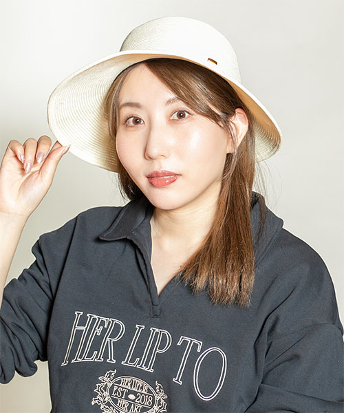 モデル頭囲：56cm 着用サイズ：ONESIZE