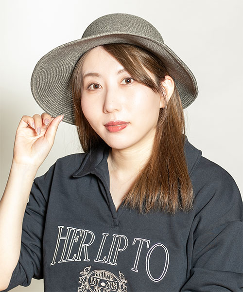 モデル頭囲：56cm 着用サイズ：ONESIZE