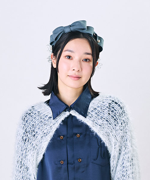 モデル頭囲：55.5cm 着用サイズ：ONESIZE