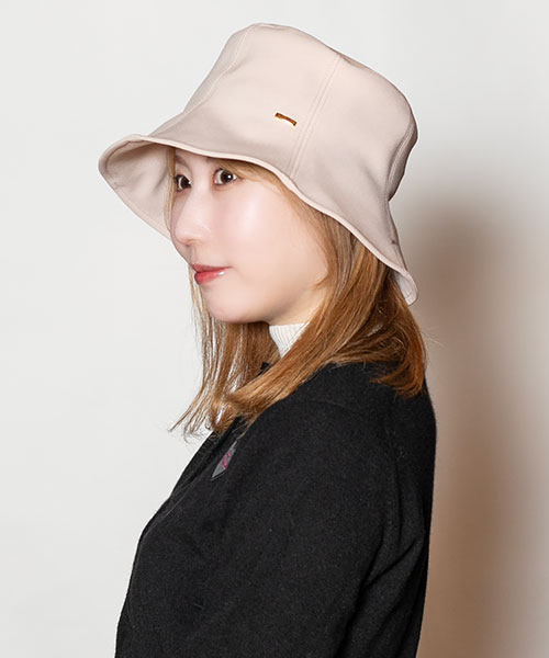 モデル頭囲：56cm 着用サイズ：ONESIZE